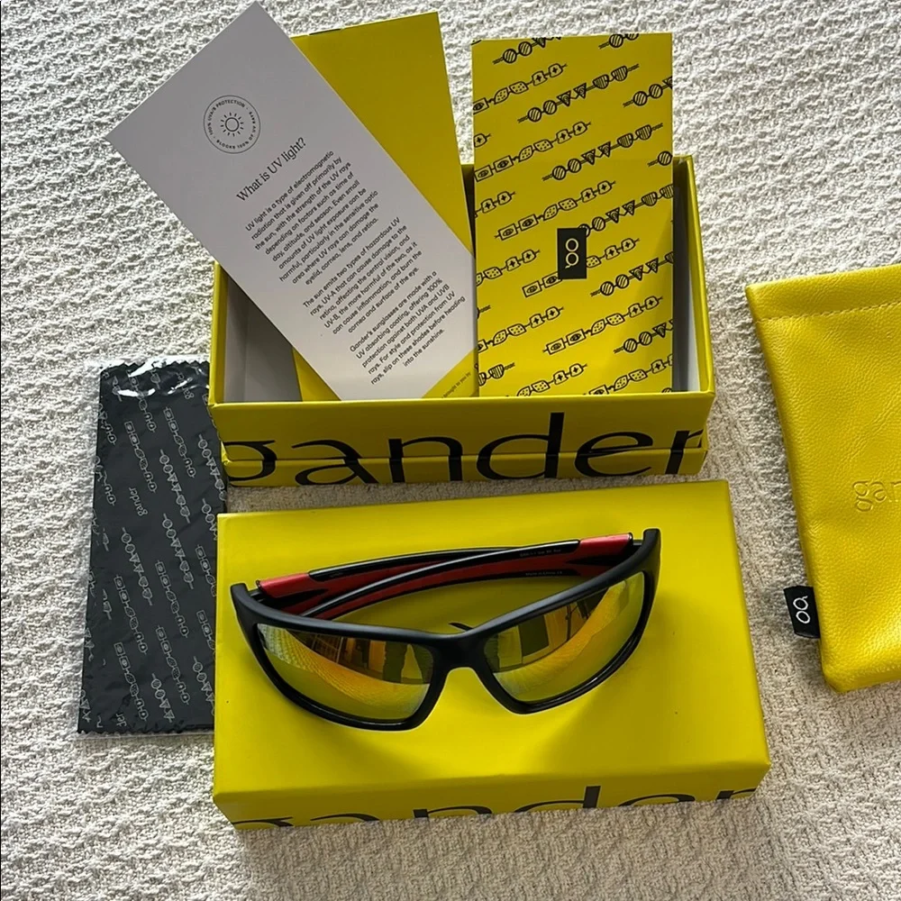 Gander Sports Men wraparound sunglasses Red/Matte black NWOT yellow mirror UV